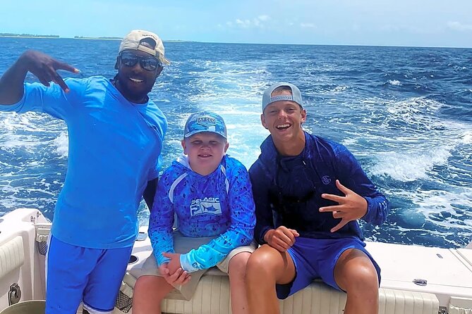 1/2 Day Afternoon Reef/Bottom Fishing Charter on Shady Grady - Meeting Point and Pickup Options