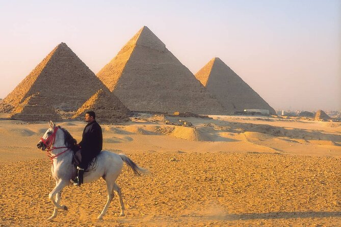 2 Hour Camel or Horse Riding Around the Pyramids - Camel or Horse Riding Experience