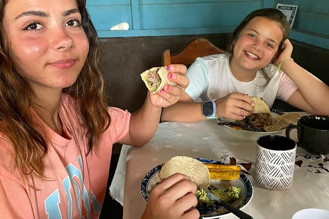 2 Hours Private Cooking Class in La Fortuna - Exploring La Fortuna