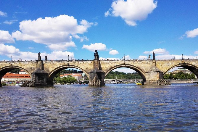 2:5-Hour Walking Tour of Old Town Prague With Boat Ride - Scenic Vltava River Cruise