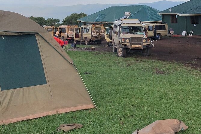 3-Day Ngorongoro Crater Manyara and Tarangire Safari From Arusha - Accommodations and Dining