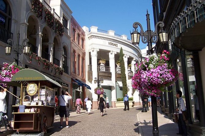 3-Hour Exclusive Tour of Hollywood & Beverly Hills - Accessibility and Requirements