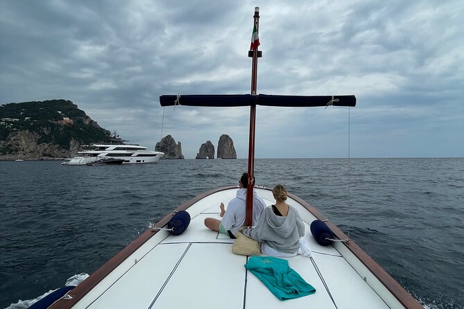3 Hour Private Boat Tour on the Island of Capri - Highlights of the Experience