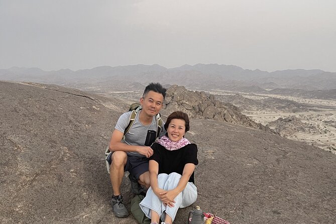 4 Hours Charming Moon Valley Hike Experience in Jeddah - Discovering Breathtaking Landscapes