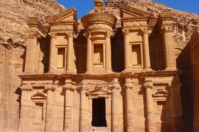 5-Day Private Jordan Tour: Petra, Wadi Rum and the Dead Sea From Amman - Navigating the Logistics of the Private Tour