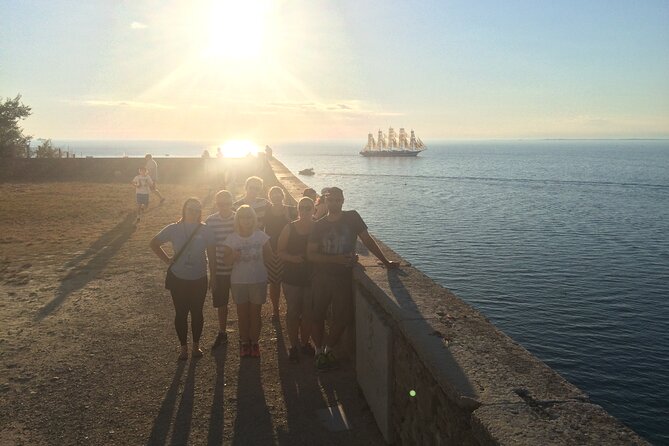 60-minute Small Group Guided Walking Tour in Piran - Booking Process