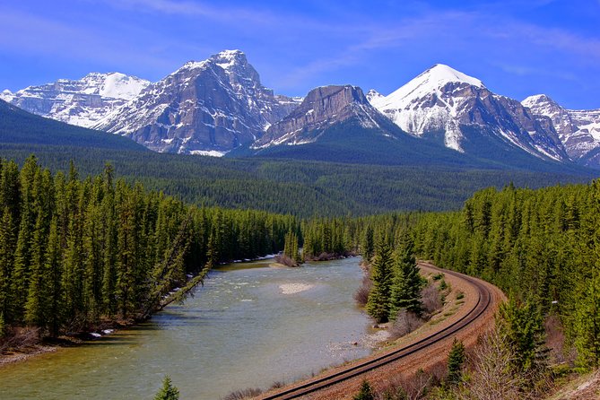 7-Day Small Group Tour: Canadian Rockies and National Parks - Meeting and Accessibility