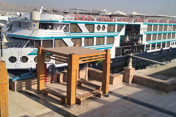 7 Day Tour Egypt Deluxe Cairo Pyramids and Cruise - Dining Experiences