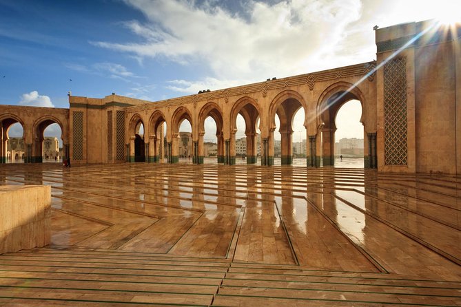7 Days Discovery The Atlas Mountains & Luxury Sahara Desert From Casablanca - Experiencing Berber Hospitality in Ouarzazate