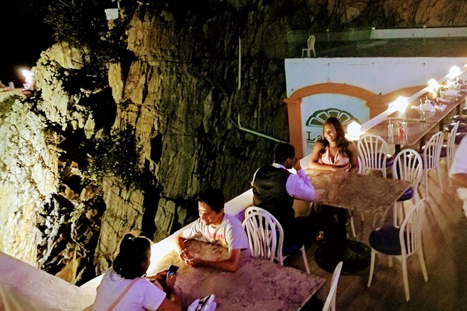 Acapulco Sunset & High Cliff Divers by Night W/Different Choices - Accessibility and Participation