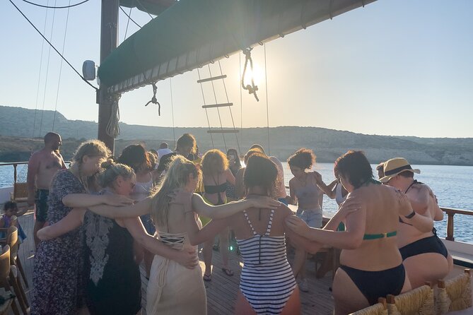 Aerosa Sunset Afternoon Guided Cruise With Dinner in Cyprus - Customer Reviews