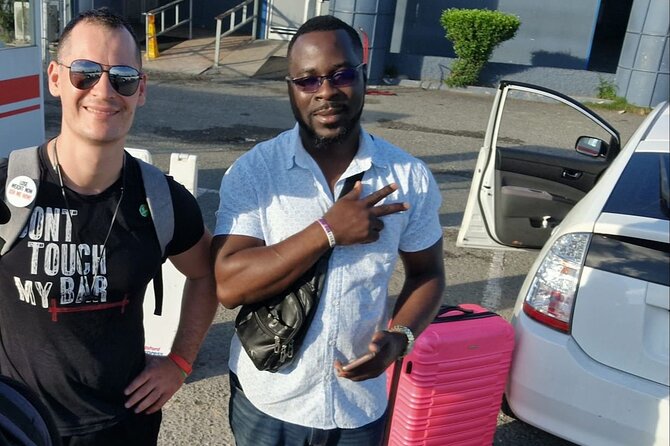 Airport Transfer Norman Manley International Airport - Communication and Reliability