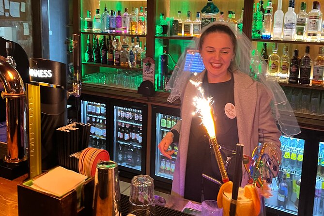 Albufeira Night Tour With Cocktails - Unique Off-the-Beaten-Path Nightlife Perspective