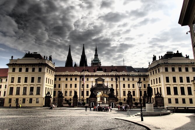 All-Inclusive Small Group Hidden Gems of Prague Day Tour - Knowledgeable Local Guides