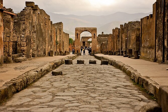 Amalfi Coast to Rome With Stop at Pompeii or Vice Versa - Sum Up