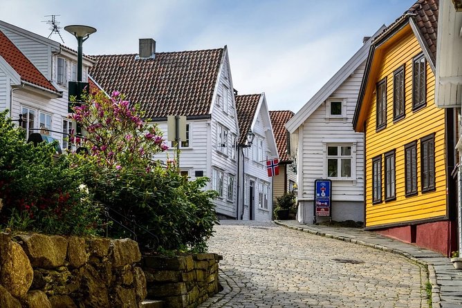 An Amazing Guided Private Walking Tour of Stavanger. - Accessibility Considerations