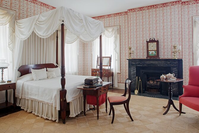 Andrew Low House - Tour Schedule and Accessibility