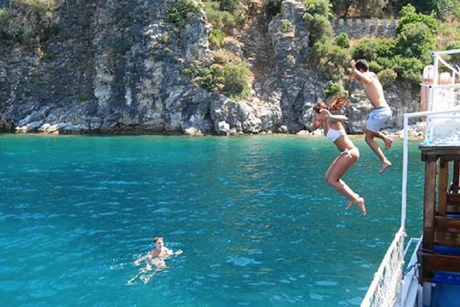 Antalya Kemer Pirate Boat Tour - Enjoying Picturesque Swim Spots