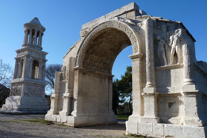 Arles, Les Baux & Saint-Remy De Provence From Aix - Discovering Arles