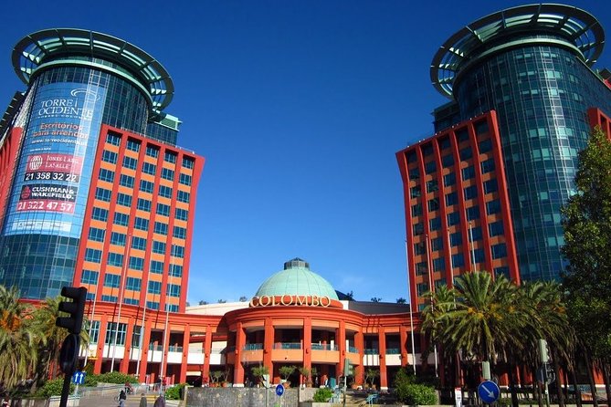 Arrival Transfer: Lisbon Airport LIS to Lisbon in Luxury Van - Traveler Accommodations