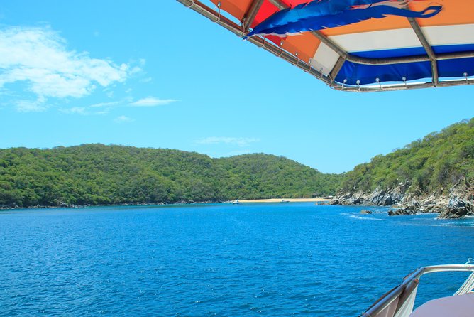 Bays of Huatulco and Snorkeling Experience With Drinks - Reviews and Feedback
