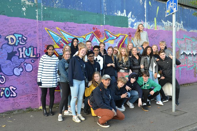 Belfast Iconic Mural Taxi Tour Private 2hr Adventure - Tour Highlights and Landmarks