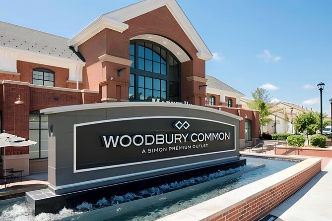 Black SUV - 7hs Staying Woodbury Outlets - Up to 6pax - Free Tax - Driver Support and Assistance