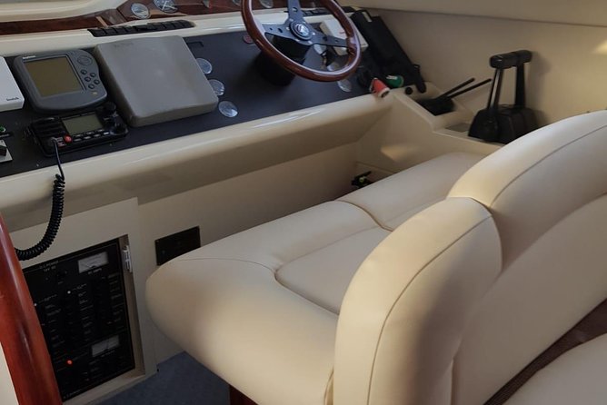 Boat Trip 4 Hours - Private Charter (KEEPER UNO Boat) - Accessibility Features