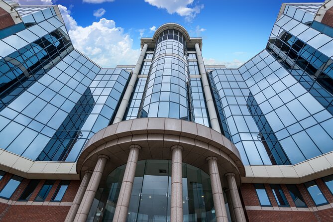 Breathtaking Manchester – Walking Tour for Couples - Immerse in Manchesters Vibrant Culture