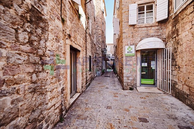 Budva City Tour - Navigating the Scenic Streets