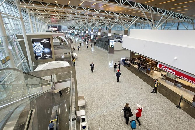 Calgary YYC Airport to Downtown Calgary Hotels - Private Tour and Group Size