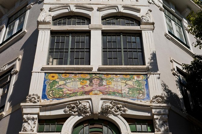 Campo De Ourique - Lisbon's Coolest Quarter - Modern and Traditional Elements