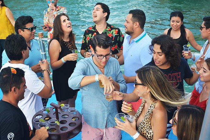 Cancun Dancer Catamaran Cruise With Snorkeling and Lunch - Customer Feedback Highlights