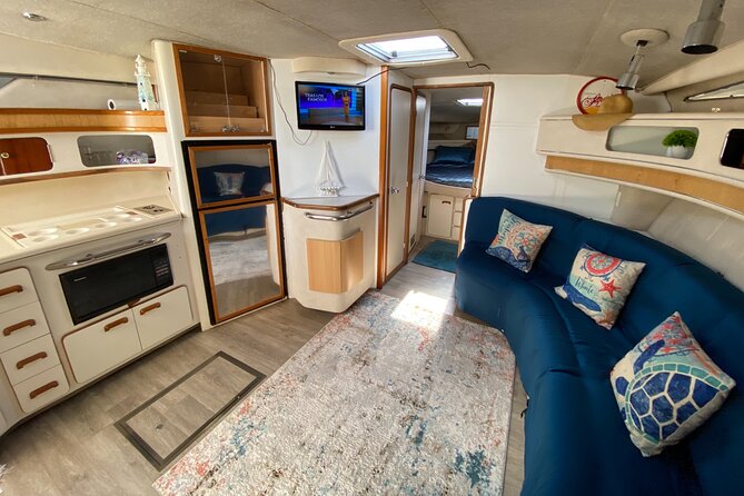 Cancun Yachts Rental BEATIFUL YACHT 46ft, 15 PAX MAX 25P6 - Booking and Cancellation