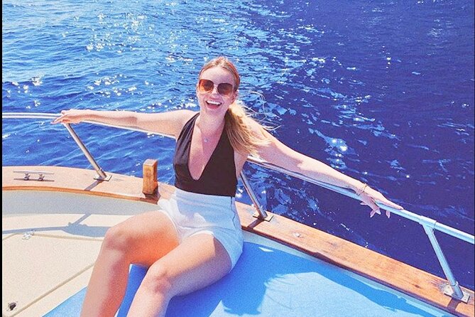 Capri Enjoy the Dolce Vita by Boat for 4 Unforgettable Hours! - Experiencing the Dolce Vita Lifestyle