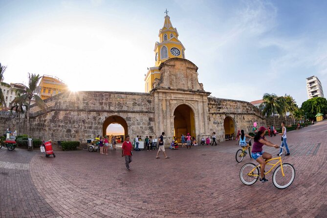 Cartagena 2 Hr Bicycle Tour - Experiencing Cartagenas Vibrant Culture