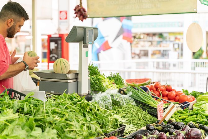 Cesarine: Small Group Market Tour & Cooking Class in Catania - Hands-on Pasta Making
