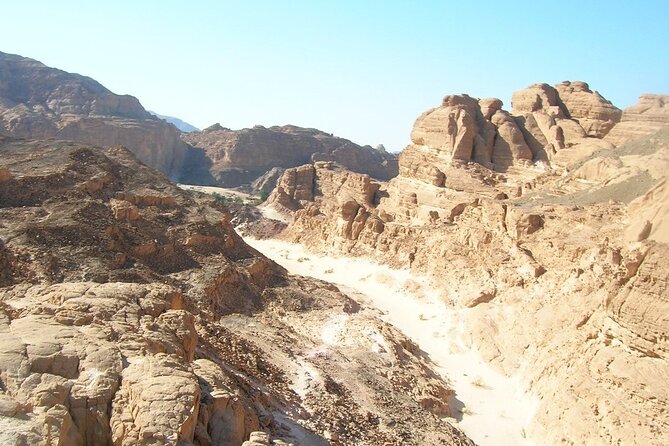 Coloured Canyon and White Canyon 1-day Jeep Safari From Dahab - Bedouin Experience