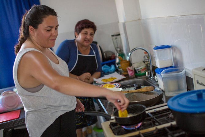 Cooking Class 4 Hours With a Local Mom in Cartagena - Culinary Immersion in Cartagena