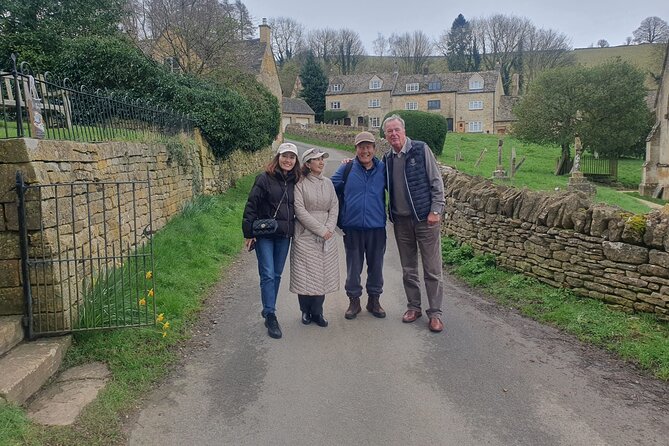 Cotswolds Tour Bus From Stratford-Upon-Avon and Moreton-In-Marsh - Safety and Comfort Considerations