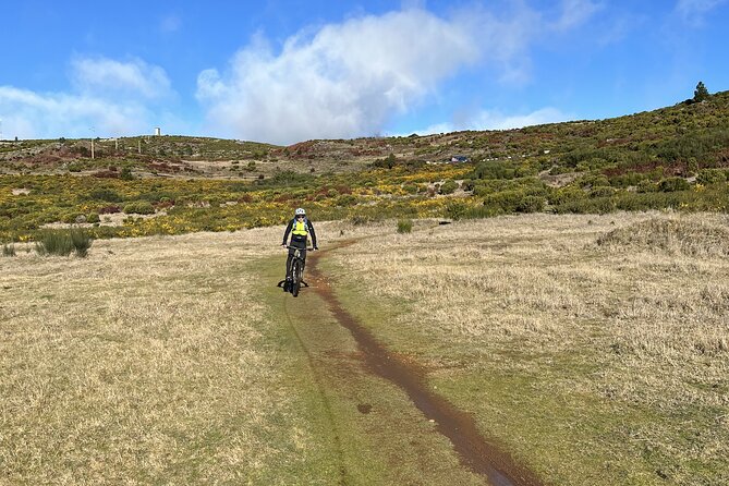 Cross Country - Moutain Bike Tour - Booking Details