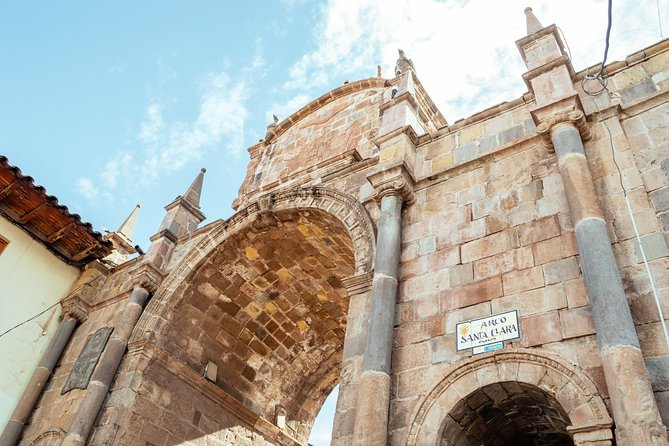 Cusco Private City Kickstart Tour - Navigating Cuscos Winding Cobblestone Streets