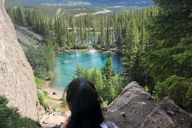 Custom Guided Hike in Canmore Kananaskis - Exploring the Trails