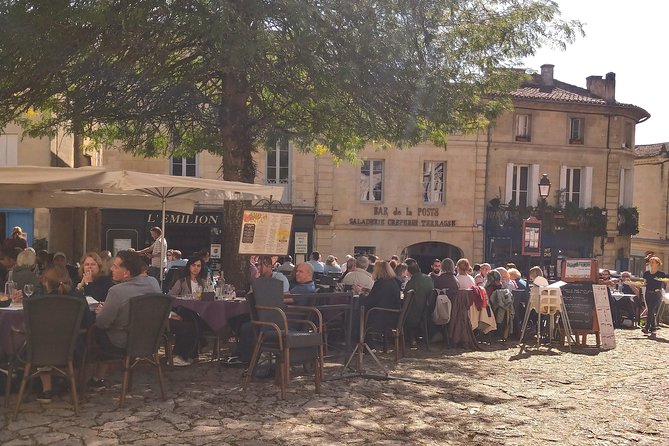 Day in Saint-Emilion - Medieval Village and Wine Tasting - Exploring the Medieval Village
