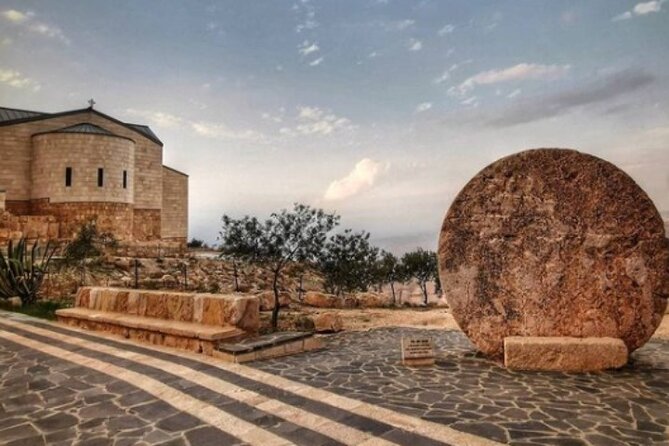 Day Tour to Madaba, Mt.Nebo & Dead Sea From Amman - Accessibility Features