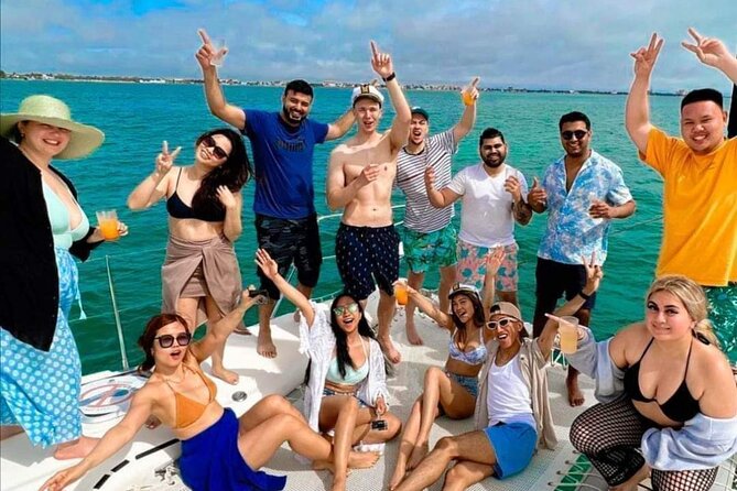 Deluxe Catamaran to Isla Mujeres, With Drinks, Snorkel & Buffet - Customer Reviews Summary