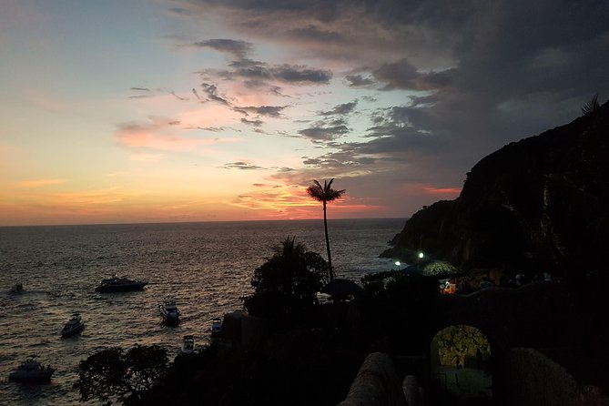 Deluxe Cliff Divers+Sunset Exhibition Bynight W/Different Options - Traveler Feedback and Ratings