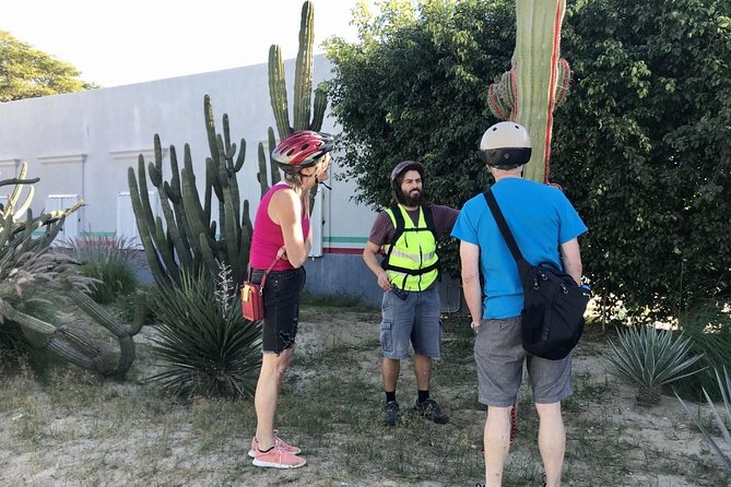 Desert Mountain Biking, Fun and Easy. - Explore the Estuary and Wildlife