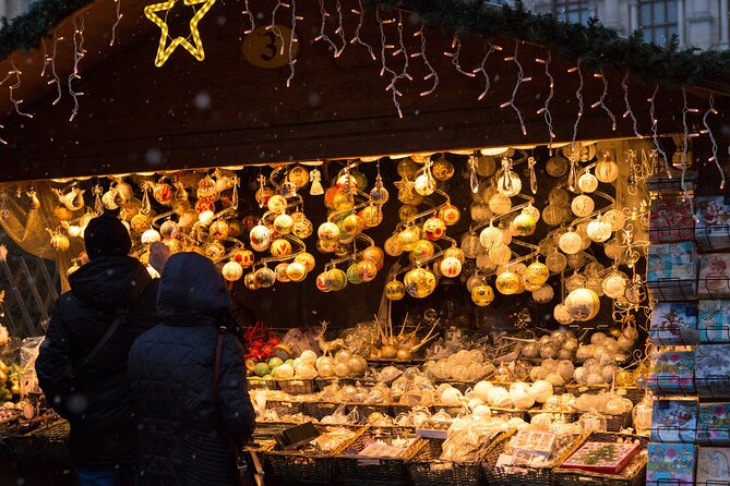 Discover Pragues Christmas Market Magic With a Local - Tips for the Perfect Visit