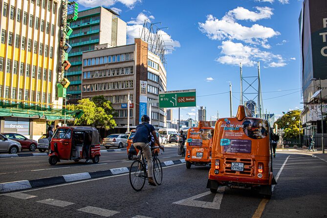 Downtown Johannesburg Tuk Tuk Tour With a Local Lunch - Health and Safety Considerations